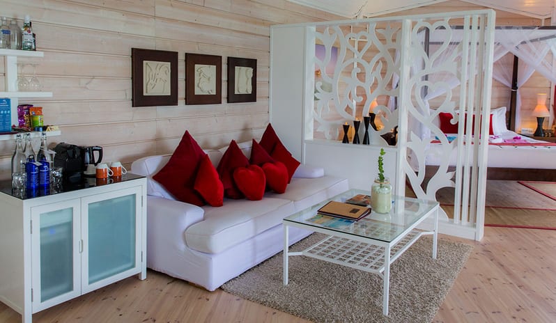 Kuredu Island Resort & Spa-Sangu Water Villa Honeymoon Suite 1_6195